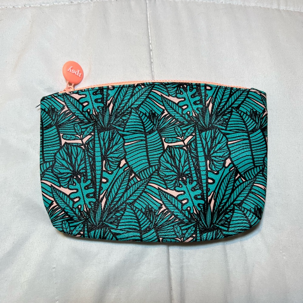 *NEW* Ipsy Cosmetic Bag